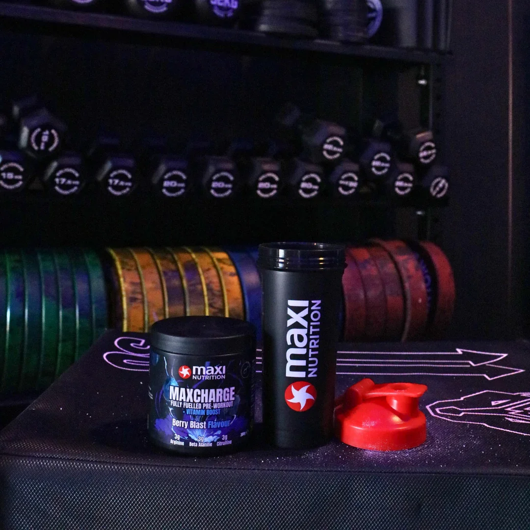 MaxCharge Pre Workout 300g - Image 25