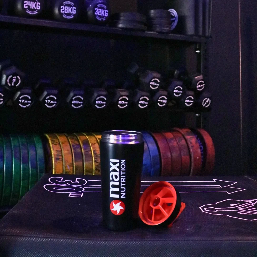 MaxiNutrition Metal Protein Shaker - Image 6